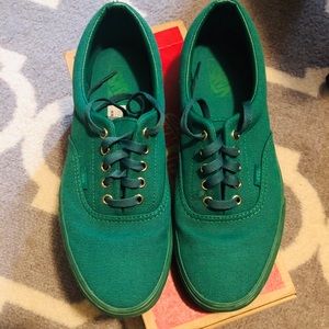Men’s Vans Green Size 10.5